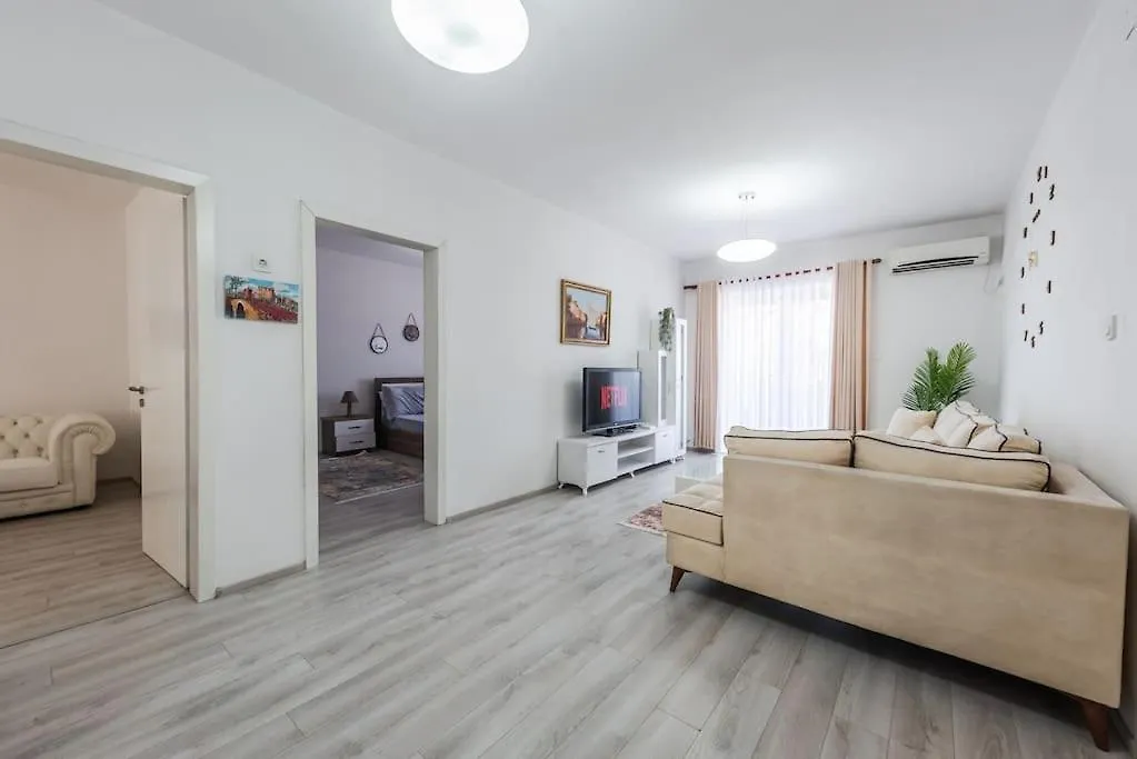 Bllok Moni Resilience 2Bedr Terrace Apartment Tirana